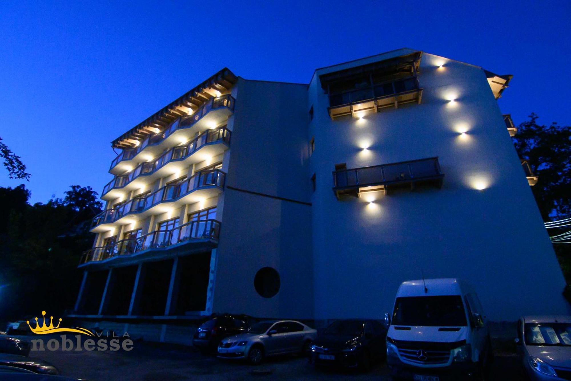 Vila Noblesse Sovata Buitenkant foto