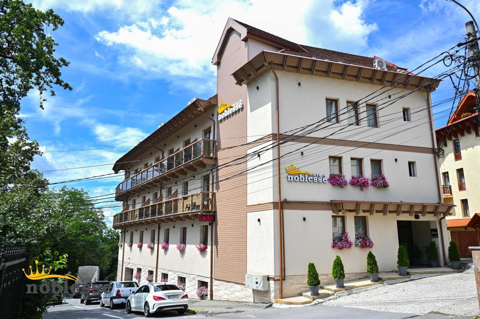 Vila Noblesse Sovata Buitenkant foto
