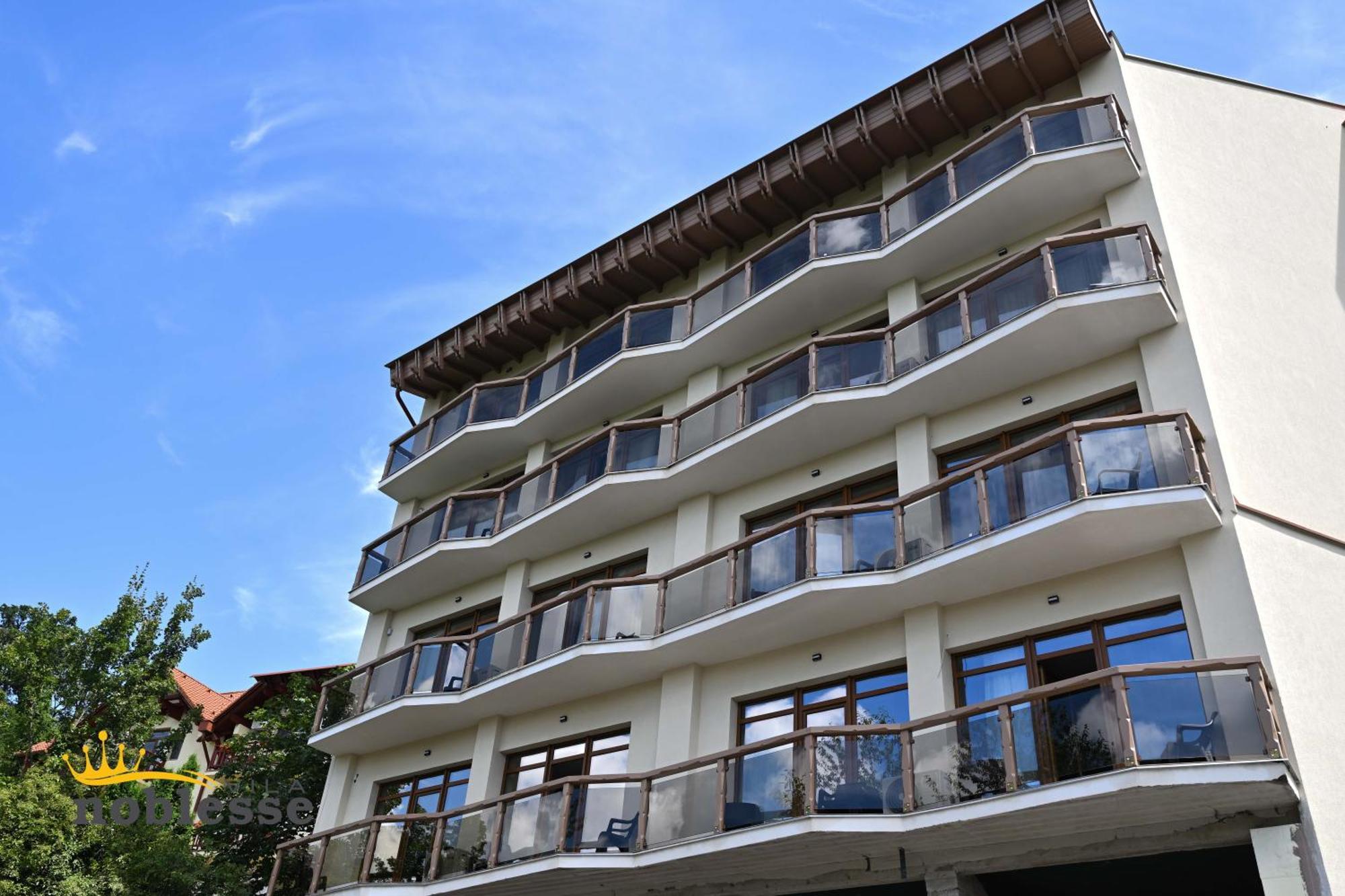 Vila Noblesse Sovata Buitenkant foto