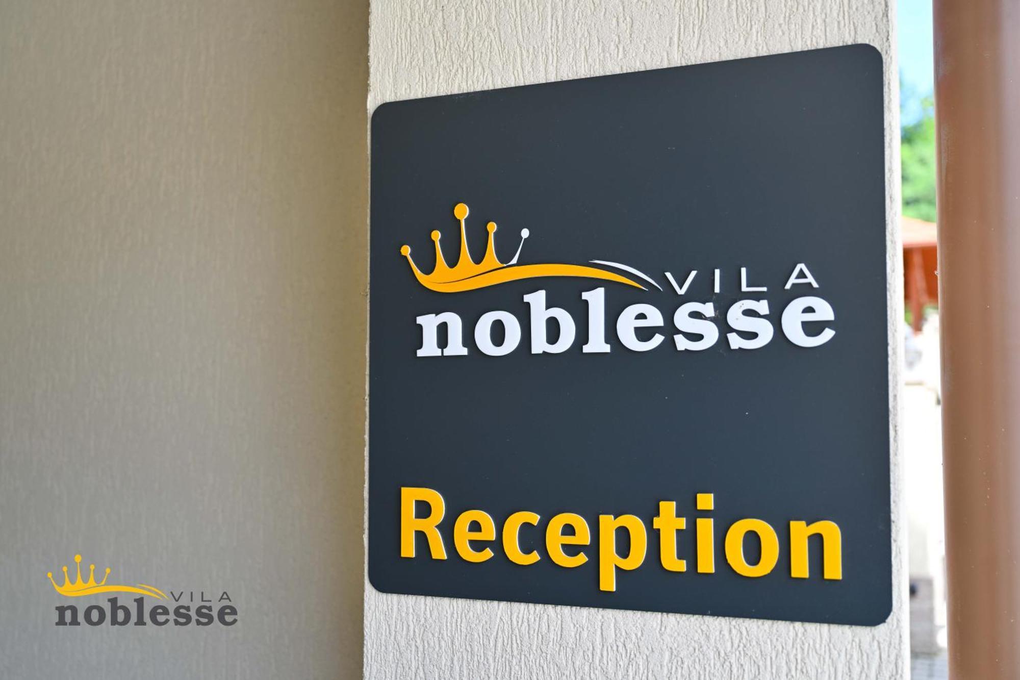 Vila Noblesse Sovata Buitenkant foto
